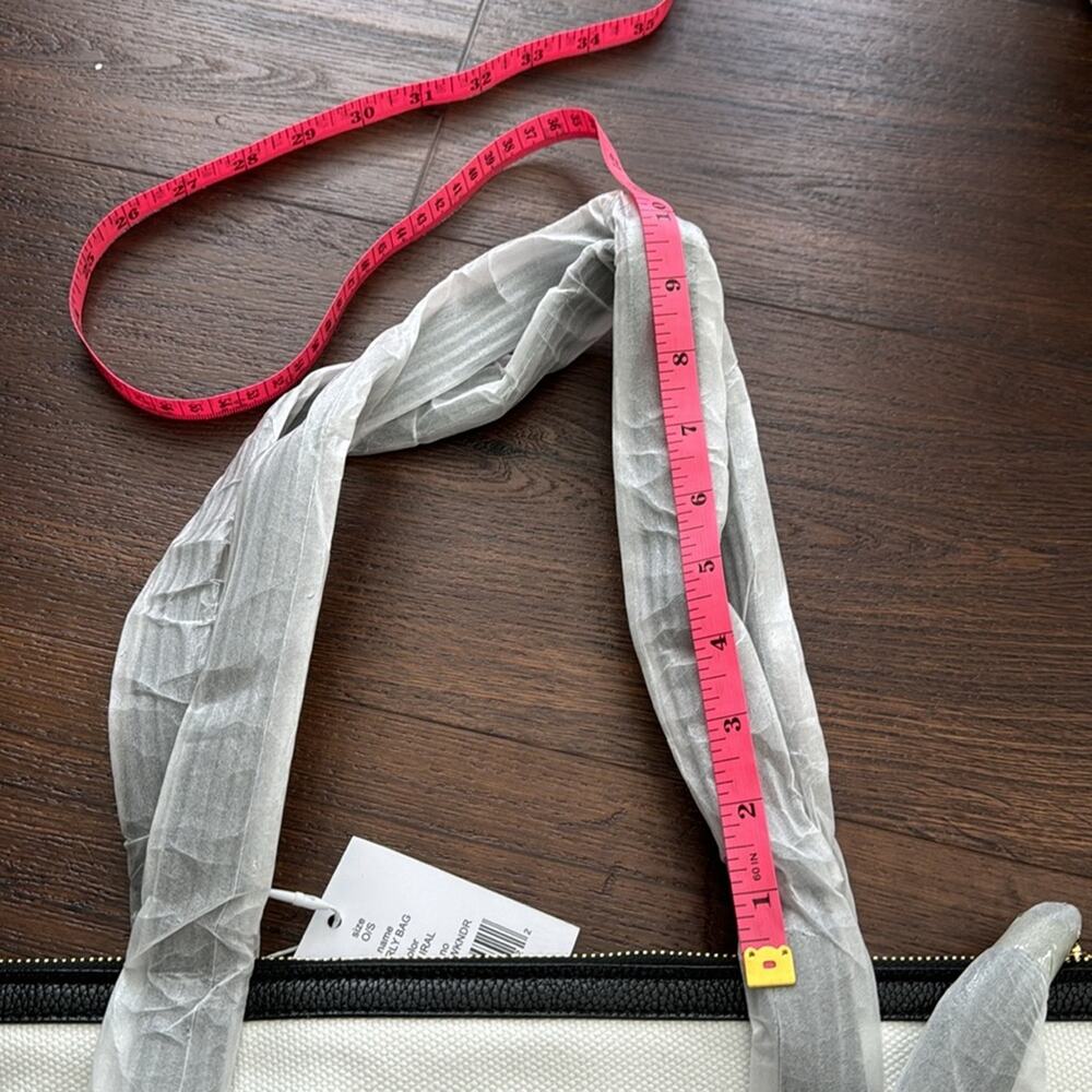 Walter Baker NWT Carly Bag Natural Canvas with black handles and trim. - Picture 6 of 8